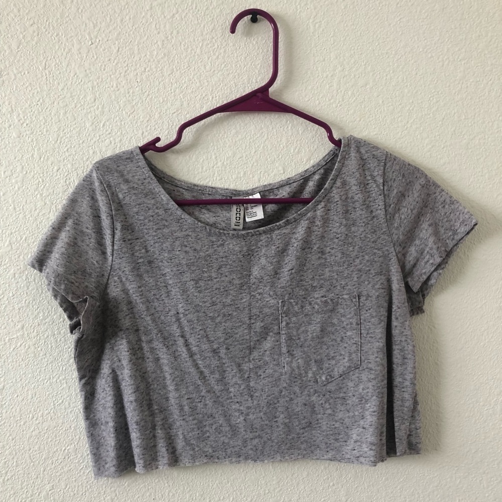 DIY crop top with pocket